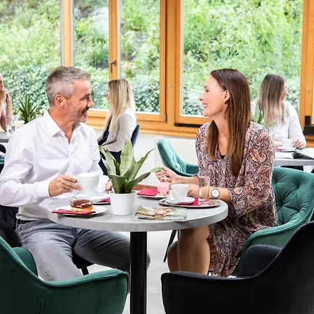Gesundheits- & Wellnessresort Salzerbad Hotel